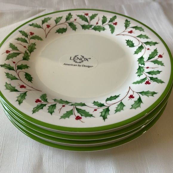 NWT LENOX Holiday 4pc set Melamine Accent Plates 8” - Picture 7 of 11